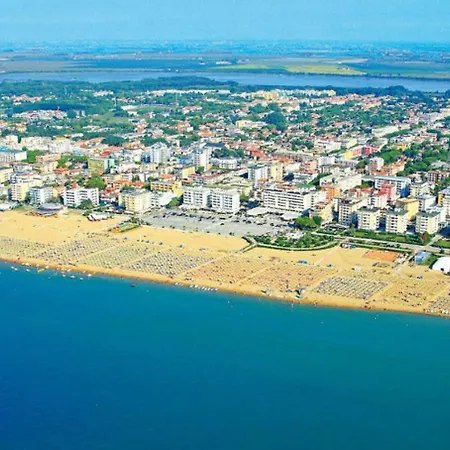 Apartment Charmimg 500m From The - Beahost